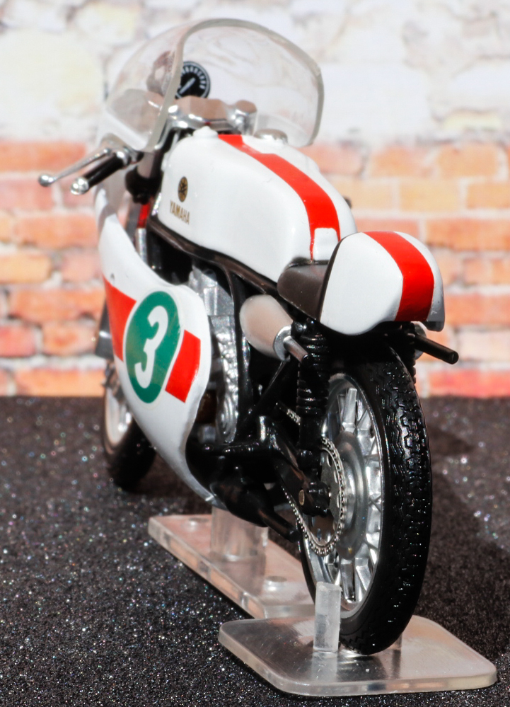 IXO Yamaha RD05 250 Phil Read